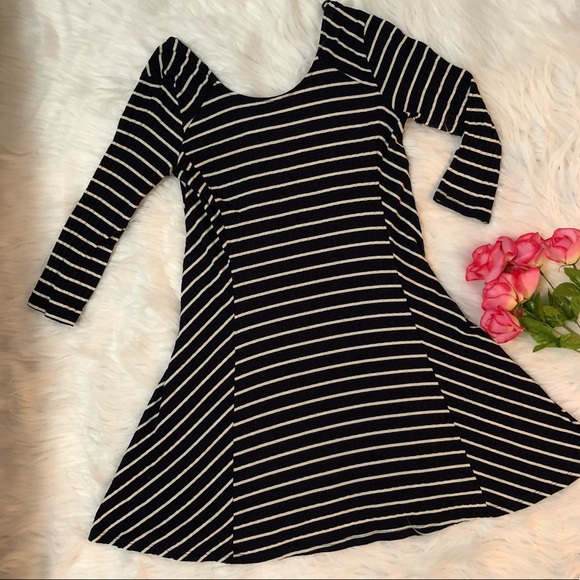 Lush Stripped Dress - Picture 2 of 5